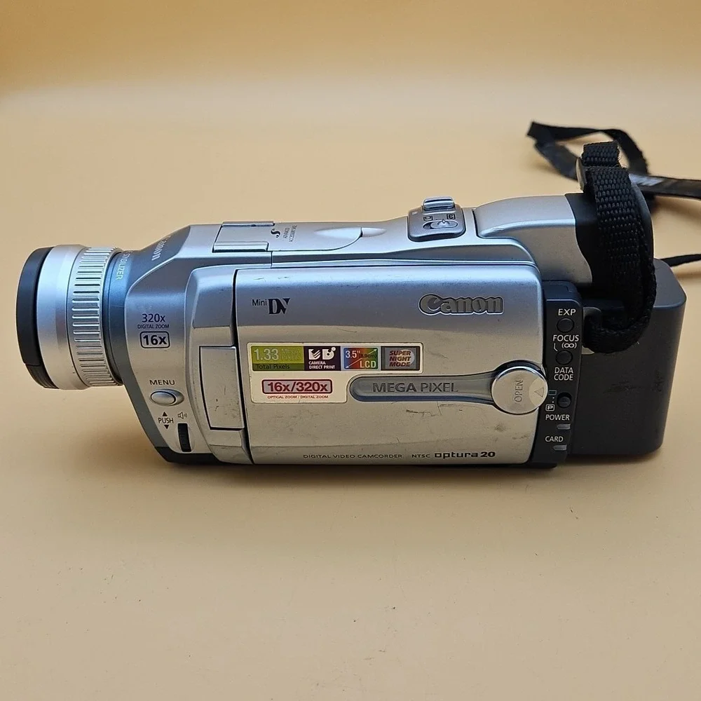 Canon Optura 20 Camcorder Camera Mini DV UNTESTED AS IS FOR PARTS